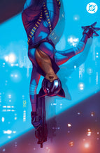 Load image into Gallery viewer, ABSOLUTE CATWOMAN #1 (OF 6) MIGUEL MERCADO EXCLUSIVE VIRGIN VAR (06/10/2026)