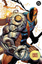 Load image into Gallery viewer, [FOIL]ABSOLUTE BATMAN #21 TYLER KIRKHAM EXCLUSIVE BATTLE DAMAGED DEATHSTROKE VIRGIN VAR (06/17/2026)