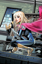 Load image into Gallery viewer, Spider-Gwen: Gwenverse #2 Unknown Comics Greg Land Exclusive Homage Virgin 2Nd Ptg Var (06/08/2022)