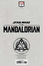 Load image into Gallery viewer, Star Wars: The Mandalorian #7 Unknown Comics Kaare Andrews Exclusive Virgin Var (01/11/2023)
