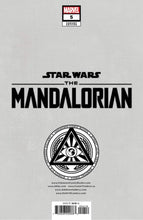 Load image into Gallery viewer, Star Wars: The Mandalorian #5 Unknown Comics Patch Zircher Exclusive Virgin Var (11/02/2022)